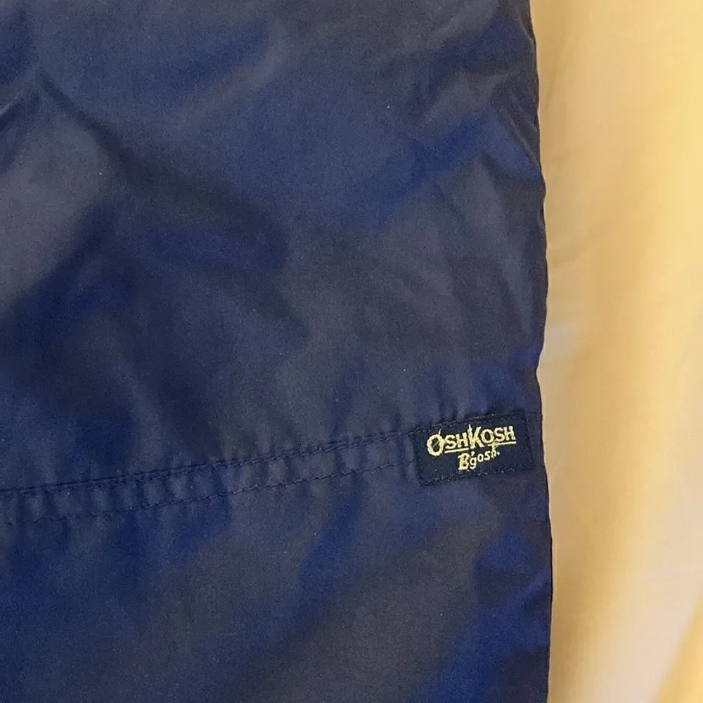 Oshkosh B’Gosh Bib Snow Pants in Navy Blue. Size M (5-6 yr).